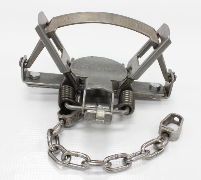 MB 550-CL Closed Jaw Trap 2-Coil